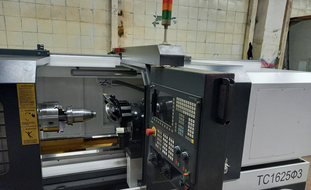 Станок токарный с ЧПУ ТС1625ФЗ.png